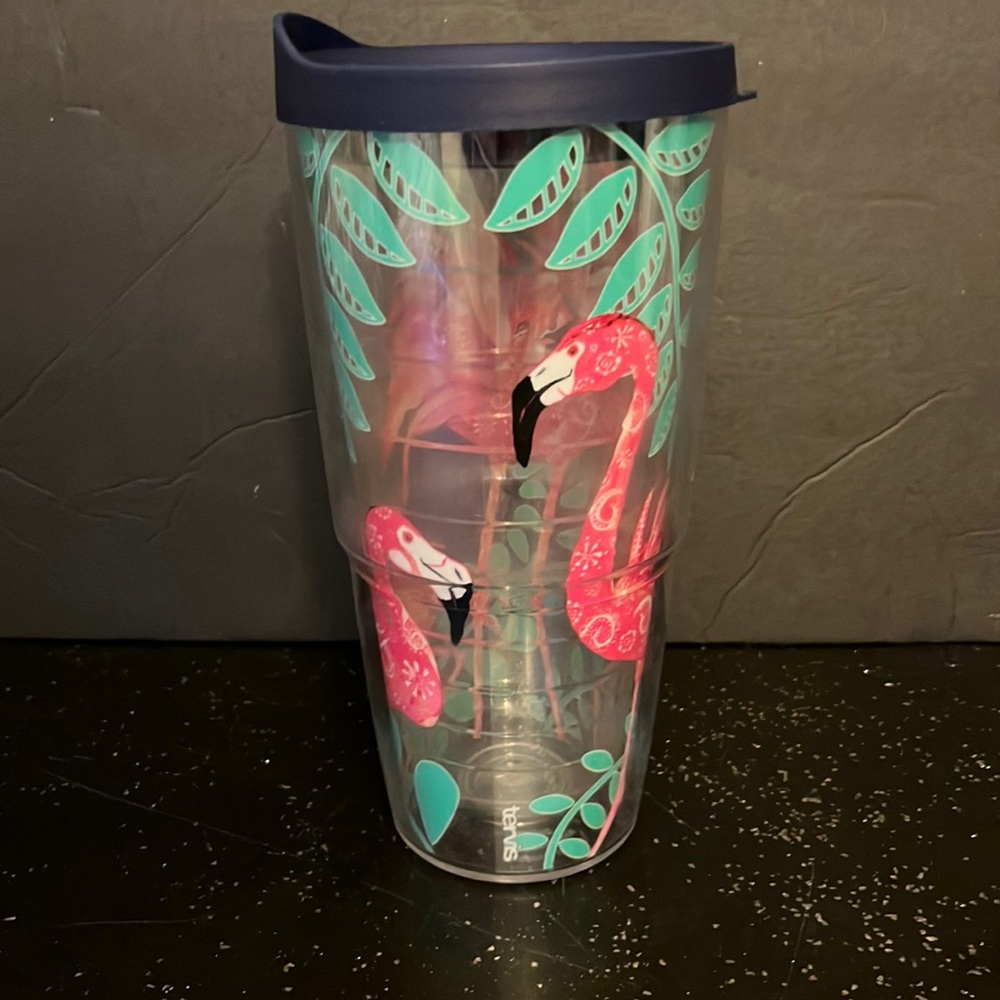 Tervis 24 ounce pink flamingo motif